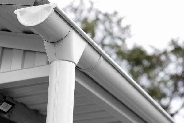 Vinyl Gutters Installation in Palm Beach Gardens