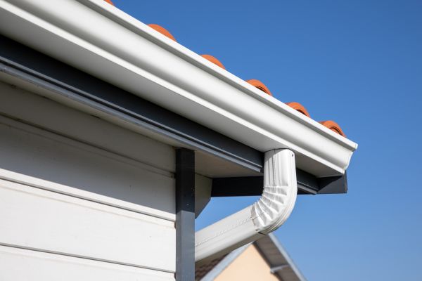 Gutter Adjustment in Palm Beach Gardens