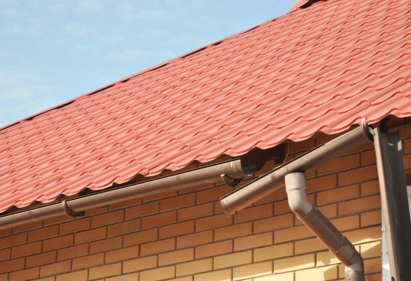 Loose Gutter Repair in Palm Beach Gardens